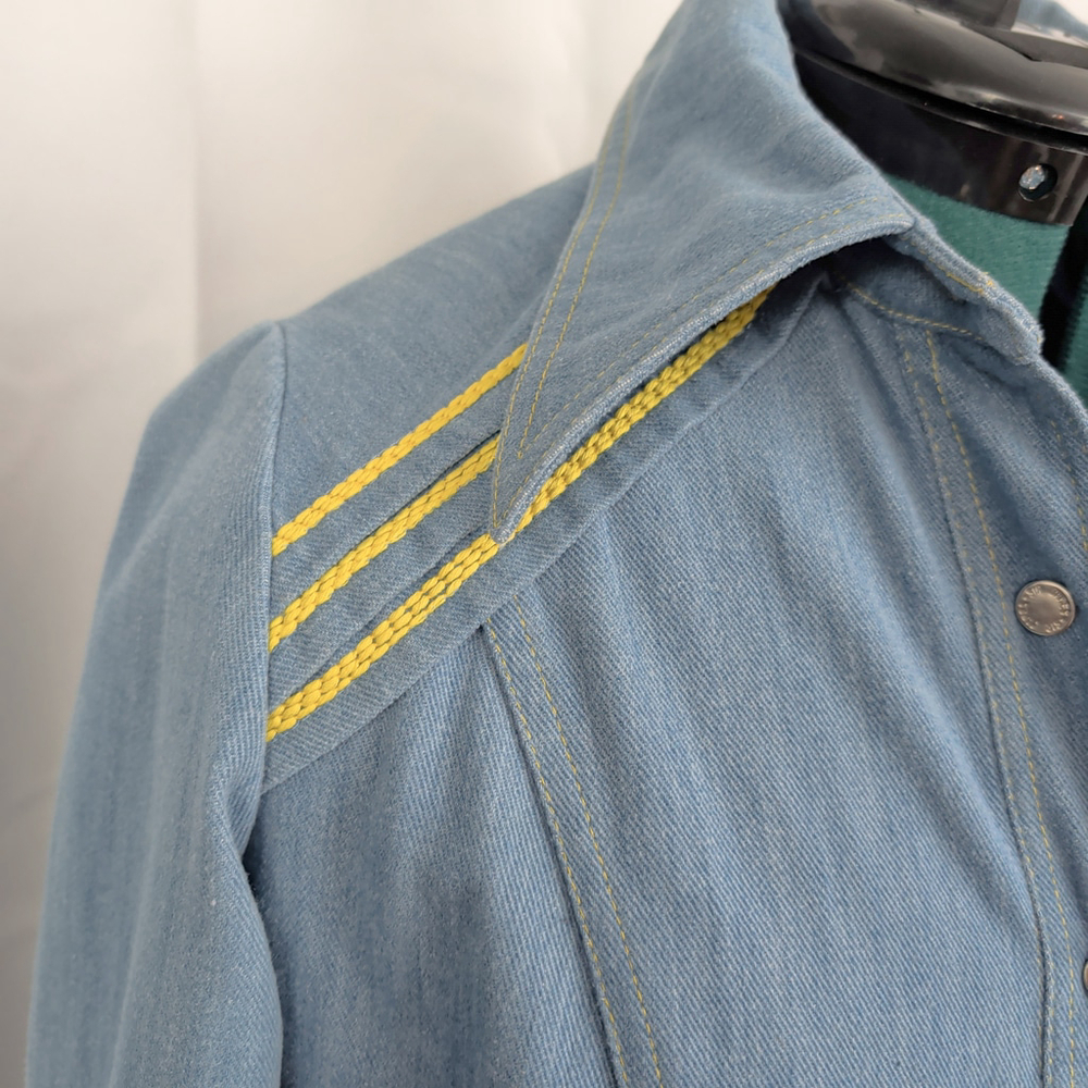Ladies' 70s Snap Button Jean Top - Picture 9 of 9